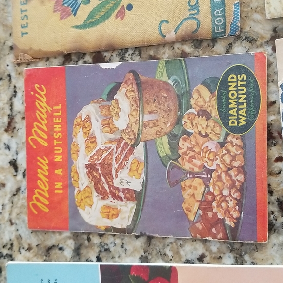 Variety of Vintage Paperback Cookbooks - Picture 3 of 8